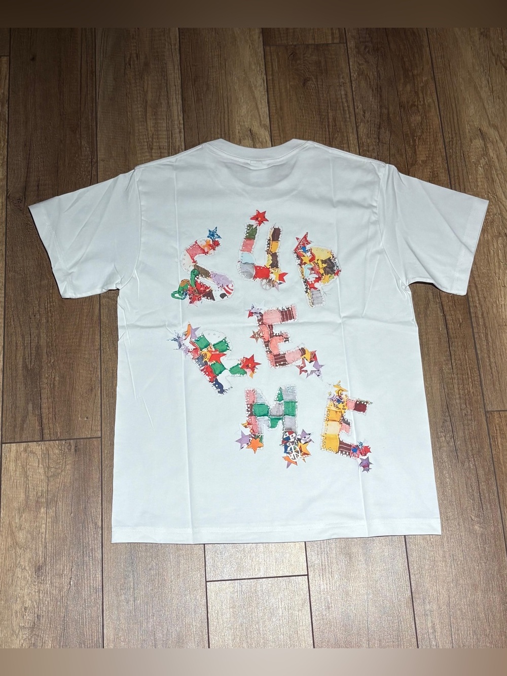 Supreme White Logo Tee Shirt Short Sleeves Brand New Mens Medium